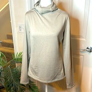 REI Co-op long sleeved tee w/hood *NWT*